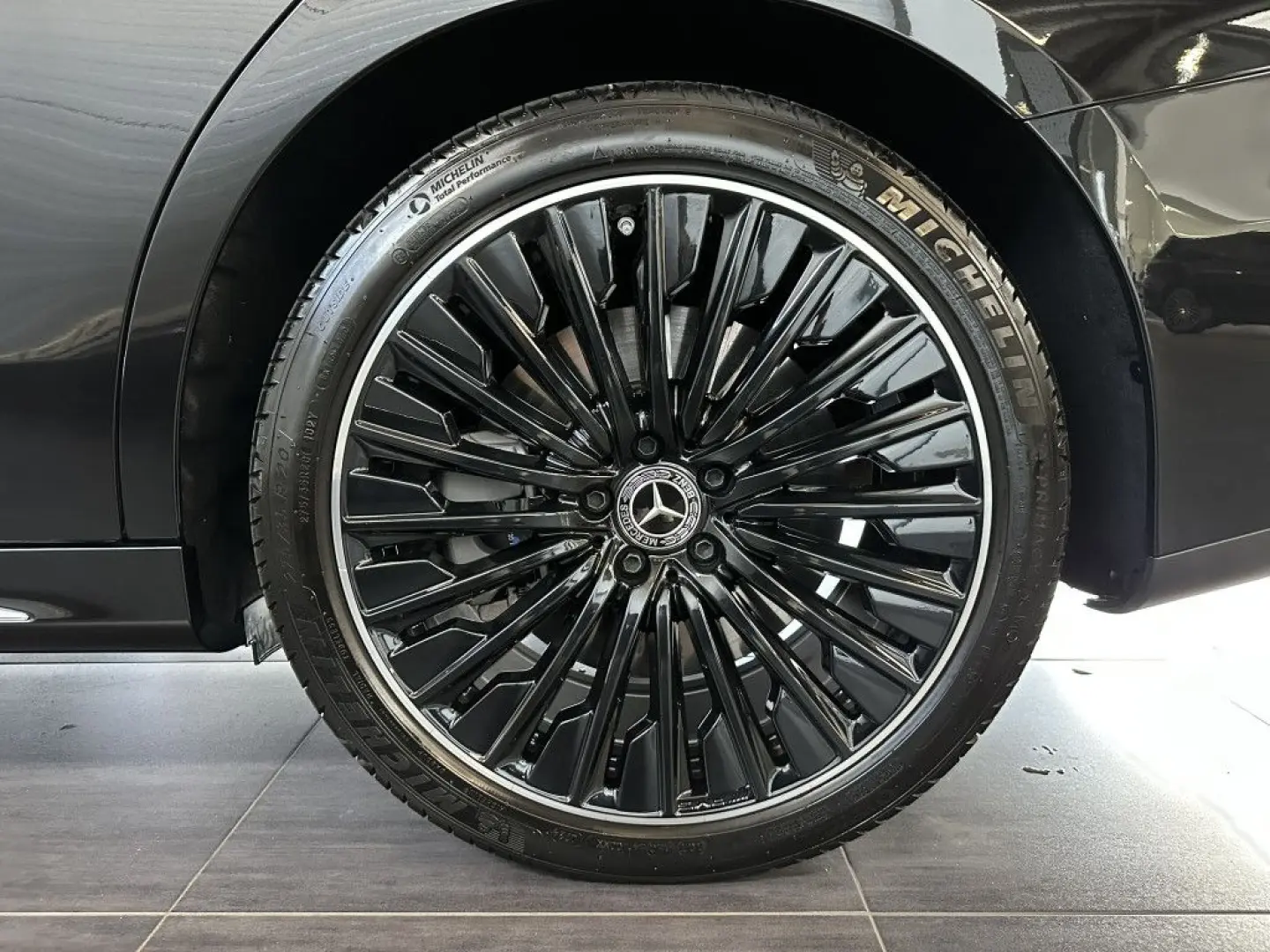 E 300 de 4M AMG Premium|Pano|HUD|Distr.+|LM20