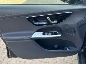 GLC 220 d 4M AMG Distronic Rückfahrkamera LED