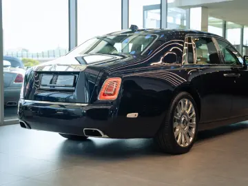 Phantom