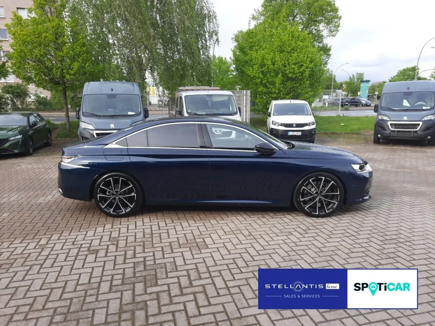 DS9 E-Tense 360 Automatik RIVOLI + PanoDach