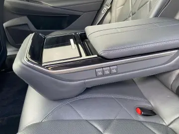 DS 9 E-Tense 225 Rivoli MASSAGE + SITZKLIMA vo+h