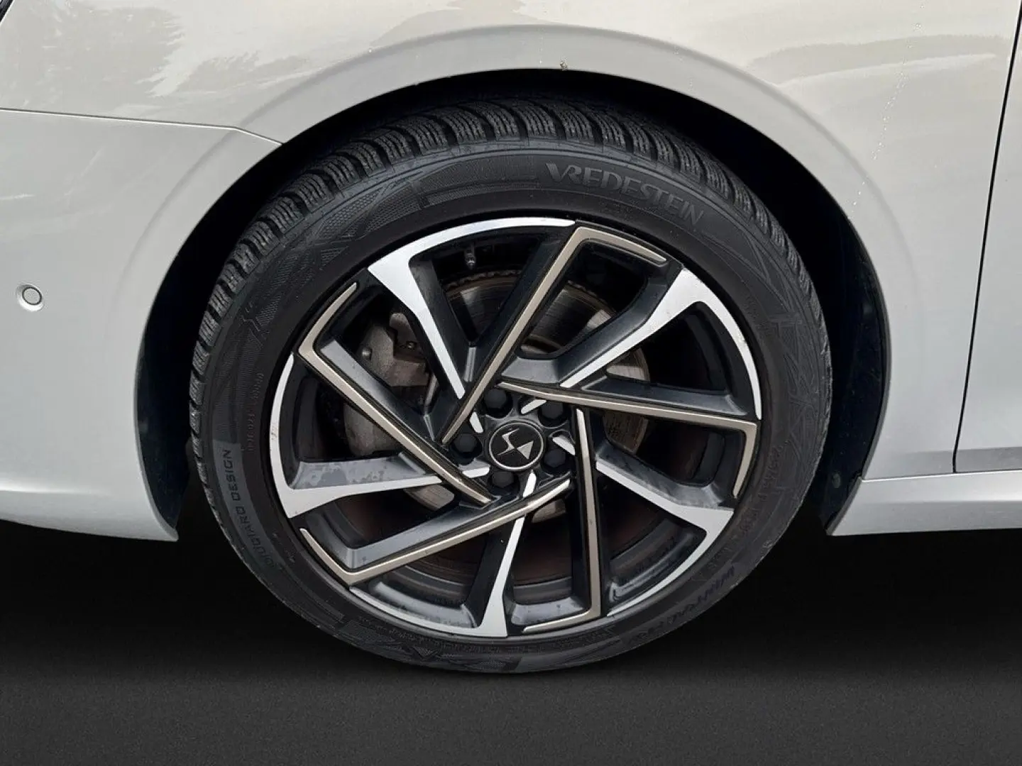 DS9 DS 9 E-Tense 225 Rivoli +