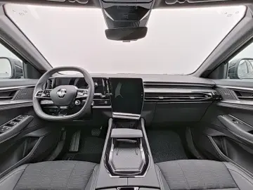 DS9 E-Tense 225 Performance Line+