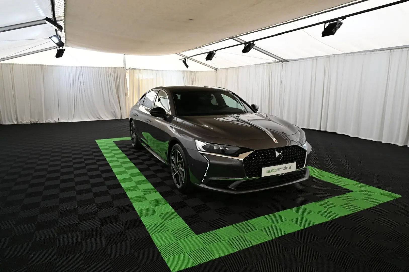 DS9 1.6 E-Tense 250 RIVOLI+ UVP 69.000 EUR