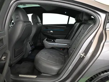 DS9 1.6 E-Tense 250 RIVOLI+ UVP 69.000 EUR