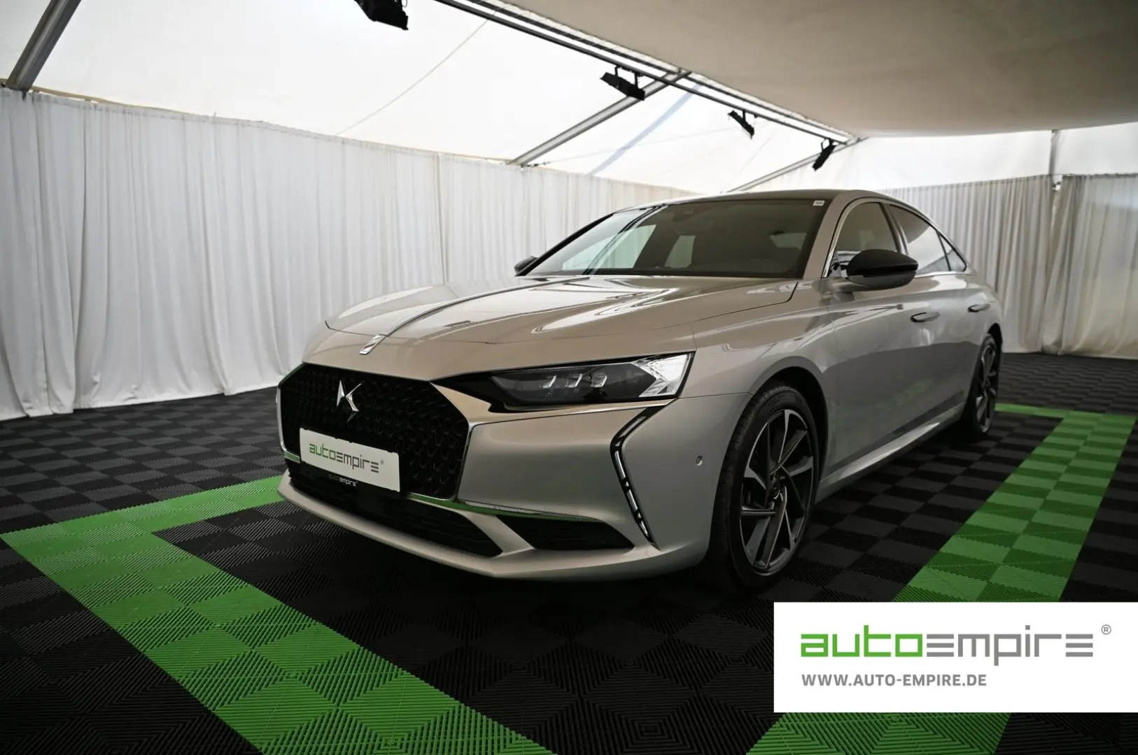 DS9 1.6 E-Tense 250 RIVOLI+ UVP 68.000 EUR
