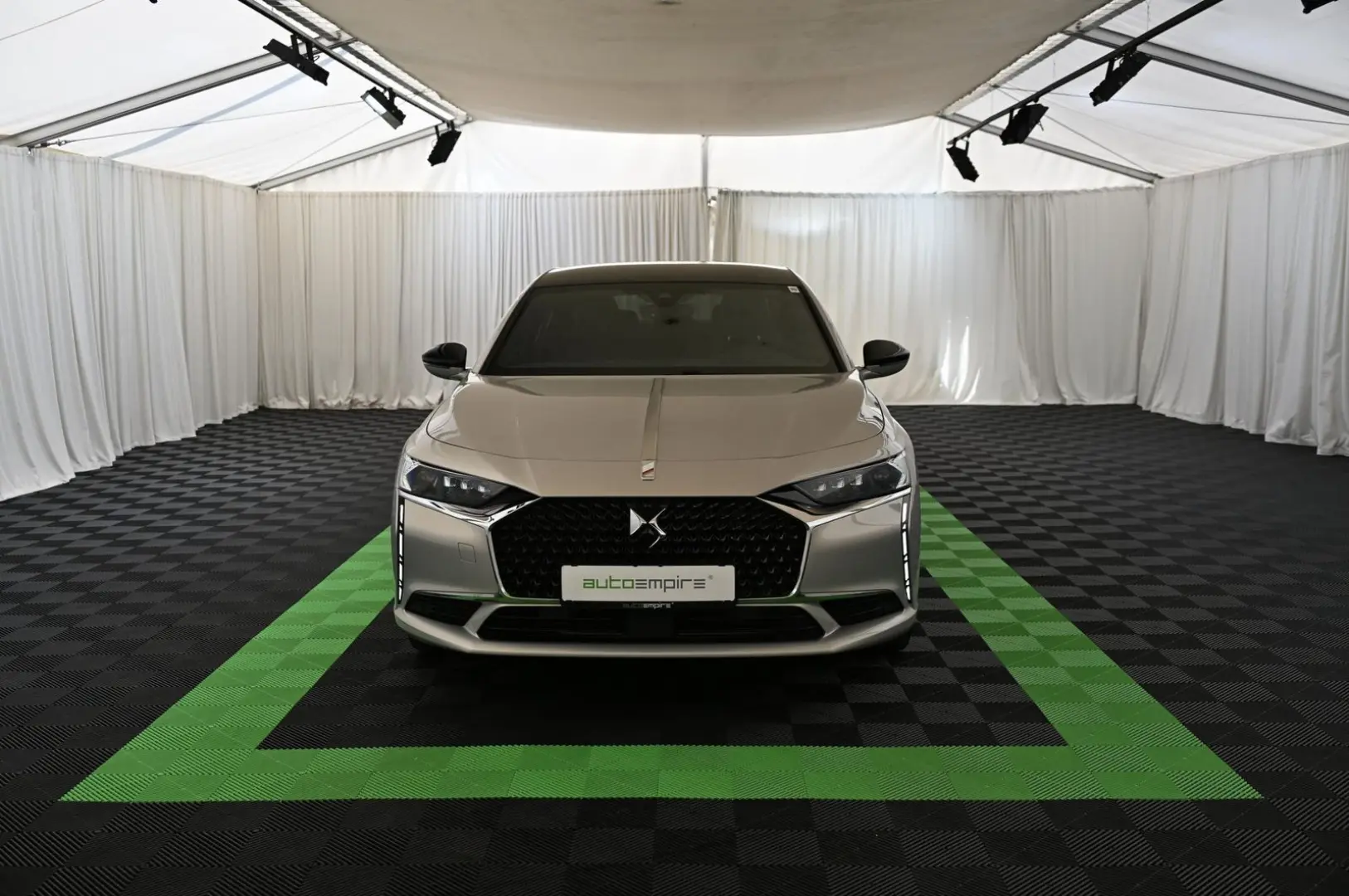 DS9 1.6 E-Tense 250 RIVOLI+ UVP 68.000 EUR