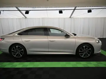 DS9 1.6 E-Tense 250 RIVOLI+ UVP 68.000 EUR