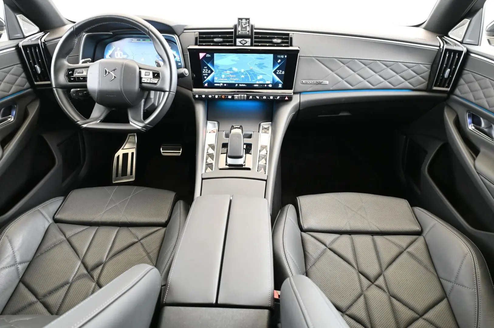 DS9 1.6 E-Tense 250 RIVOLI+ UVP 68.000 EUR