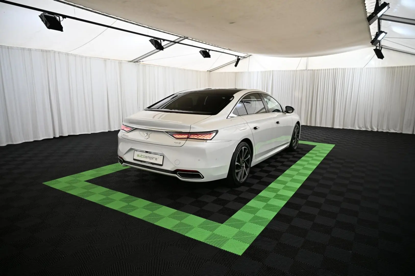 DS9 1.6 E-Tense 250 RIVOLI+ UVP 71.000 EUR
