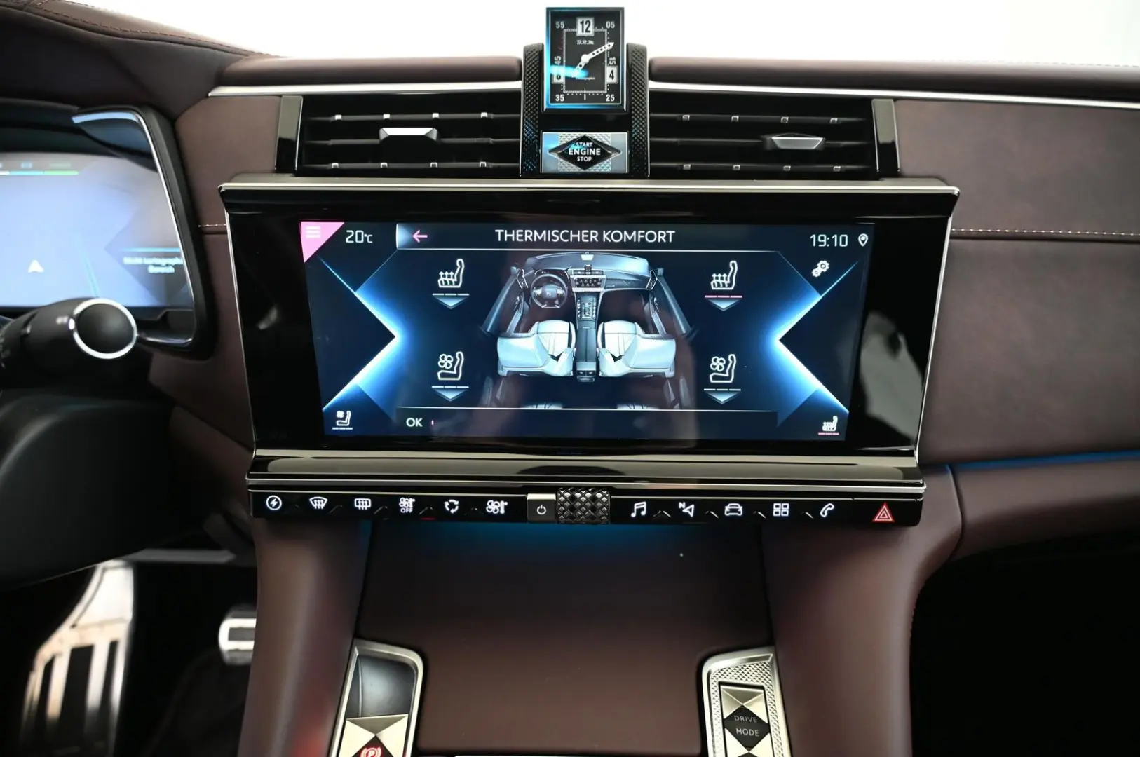 DS9 1.6 E-Tense 250 RIVOLI+ UVP 71.000 EUR