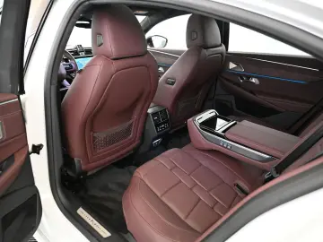 DS9 1.6 E-Tense 250 RIVOLI+ UVP 71.000 EUR