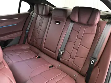 DS9 1.6 E-Tense 250 RIVOLI+ UVP 71.000 EUR