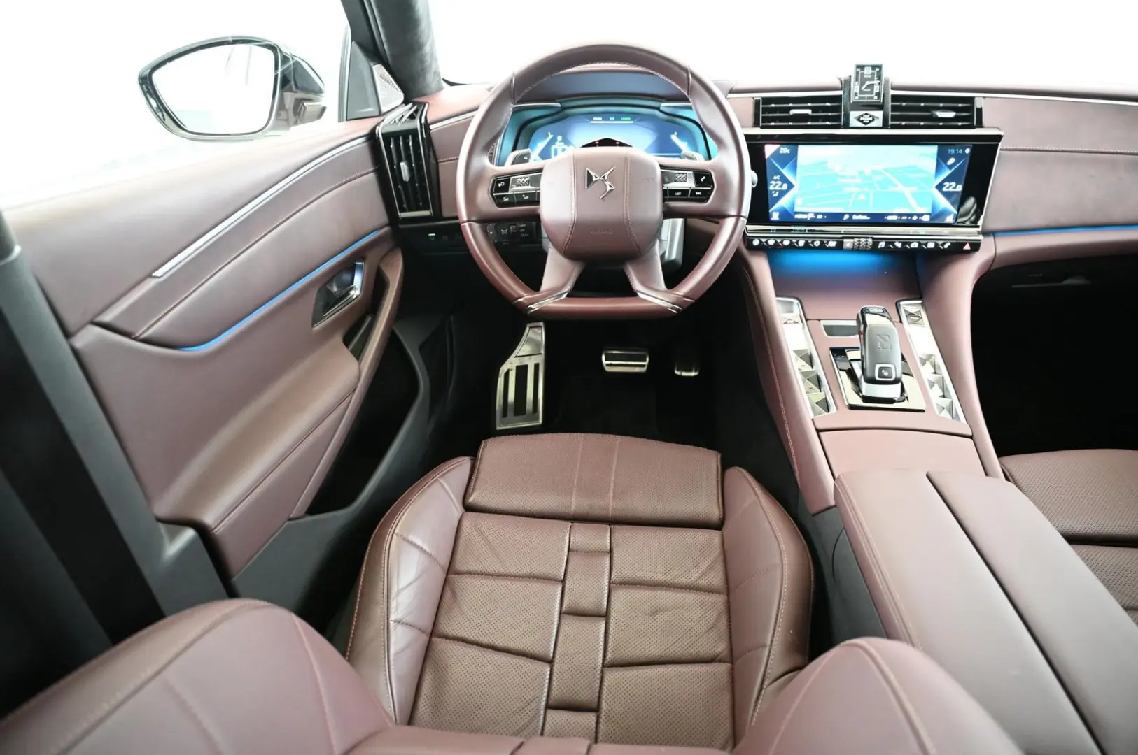 DS9 1.6 E-Tense 250 RIVOLI+ UVP 71.000 EUR