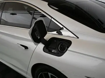 DS9 1.6 E-Tense 250 RIVOLI+ UVP 71.000 EUR