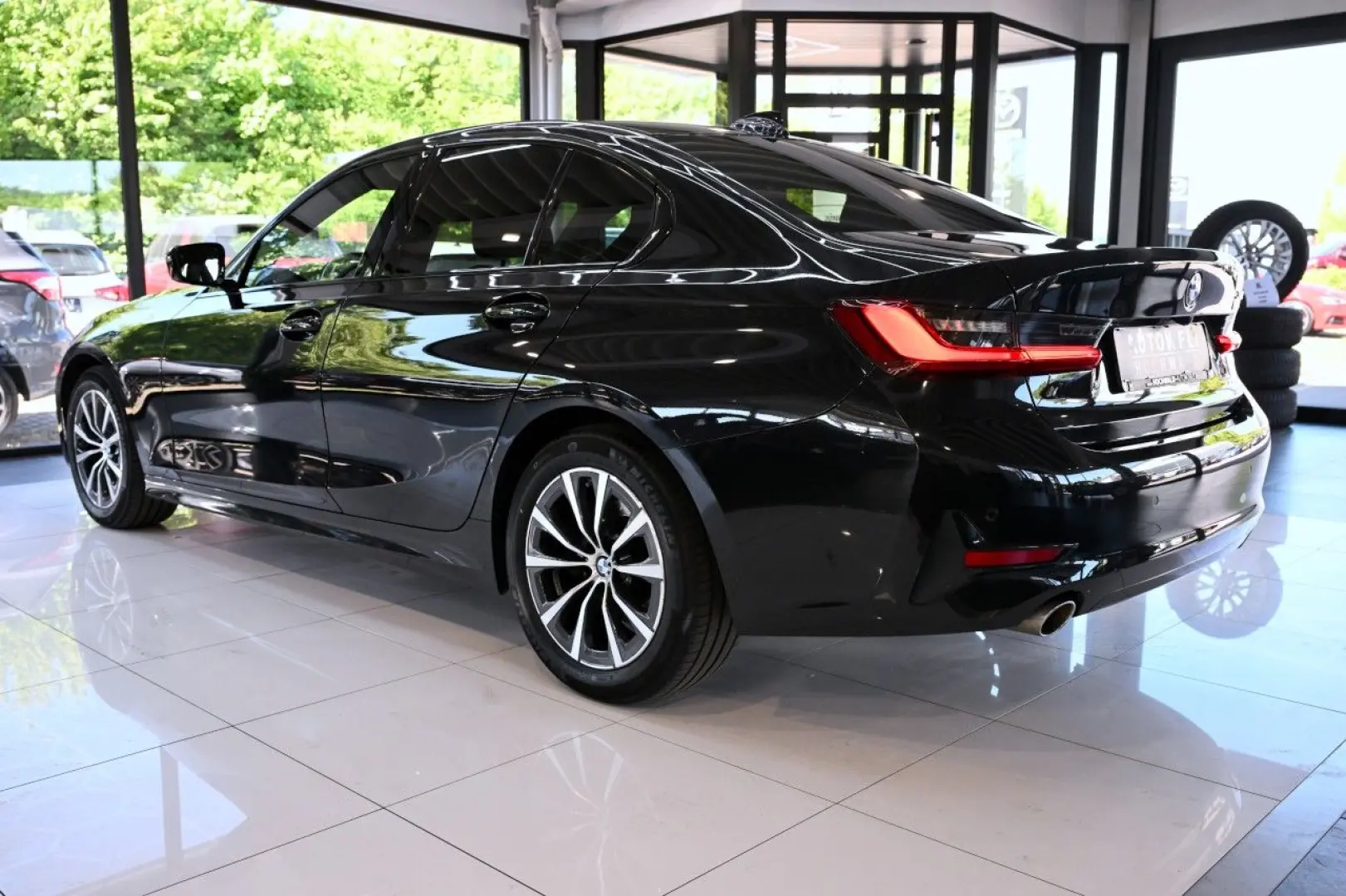 318d 8G-Autom. Sport Line NAVI Laser