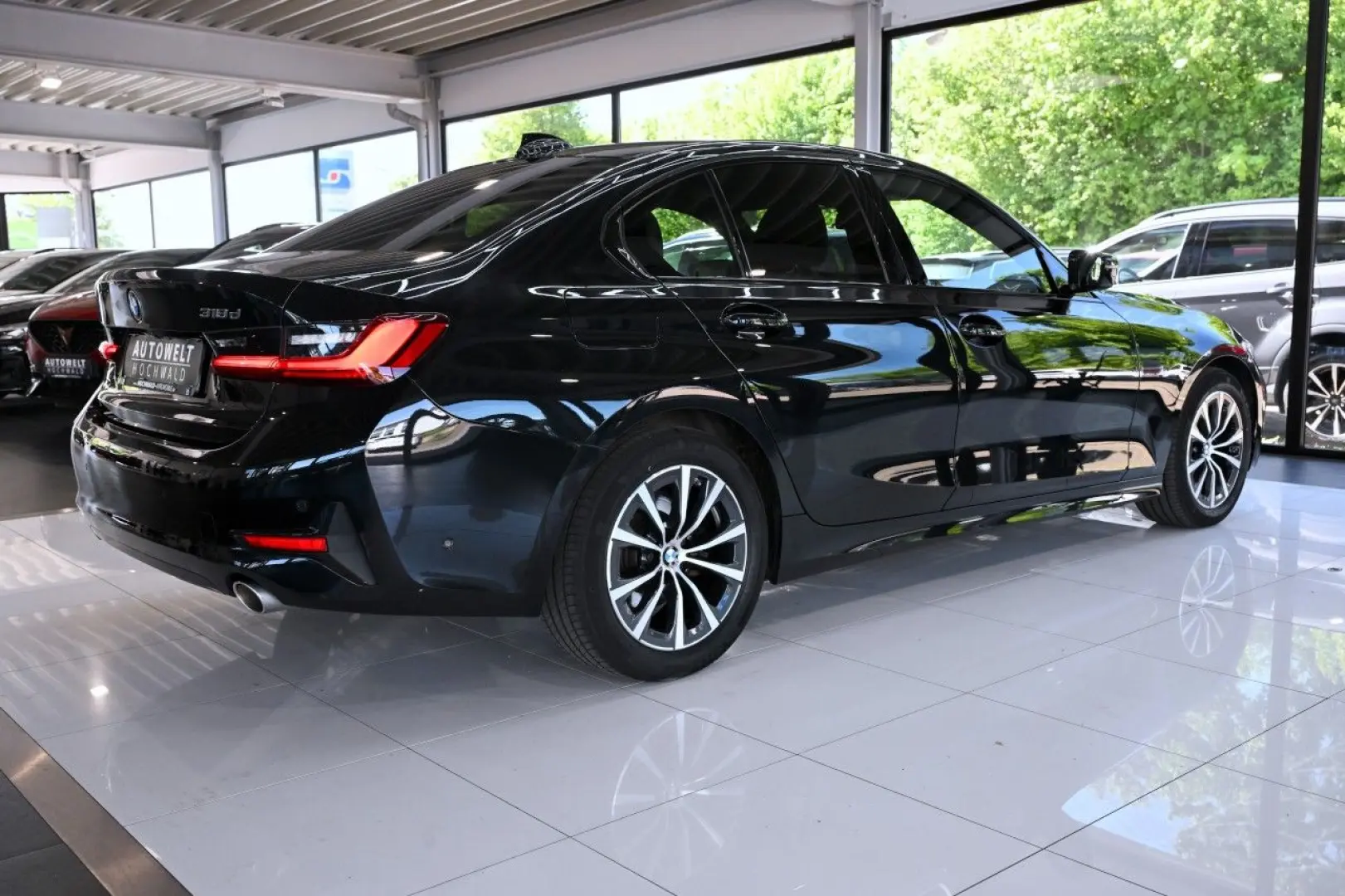318d 8G-Autom. Sport Line NAVI Laser