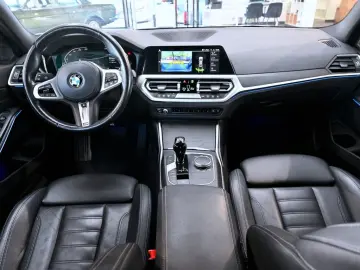 318d 8G-Autom. Sport Line NAVI Laser