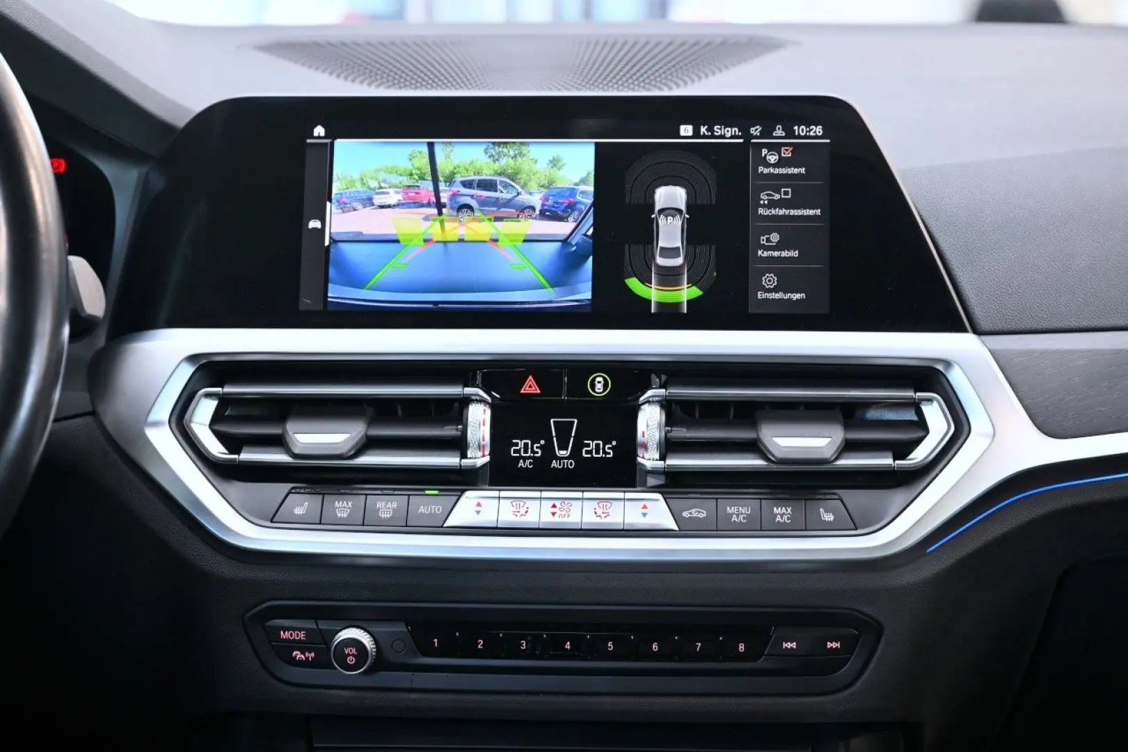 318d 8G-Autom. Sport Line NAVI Laser