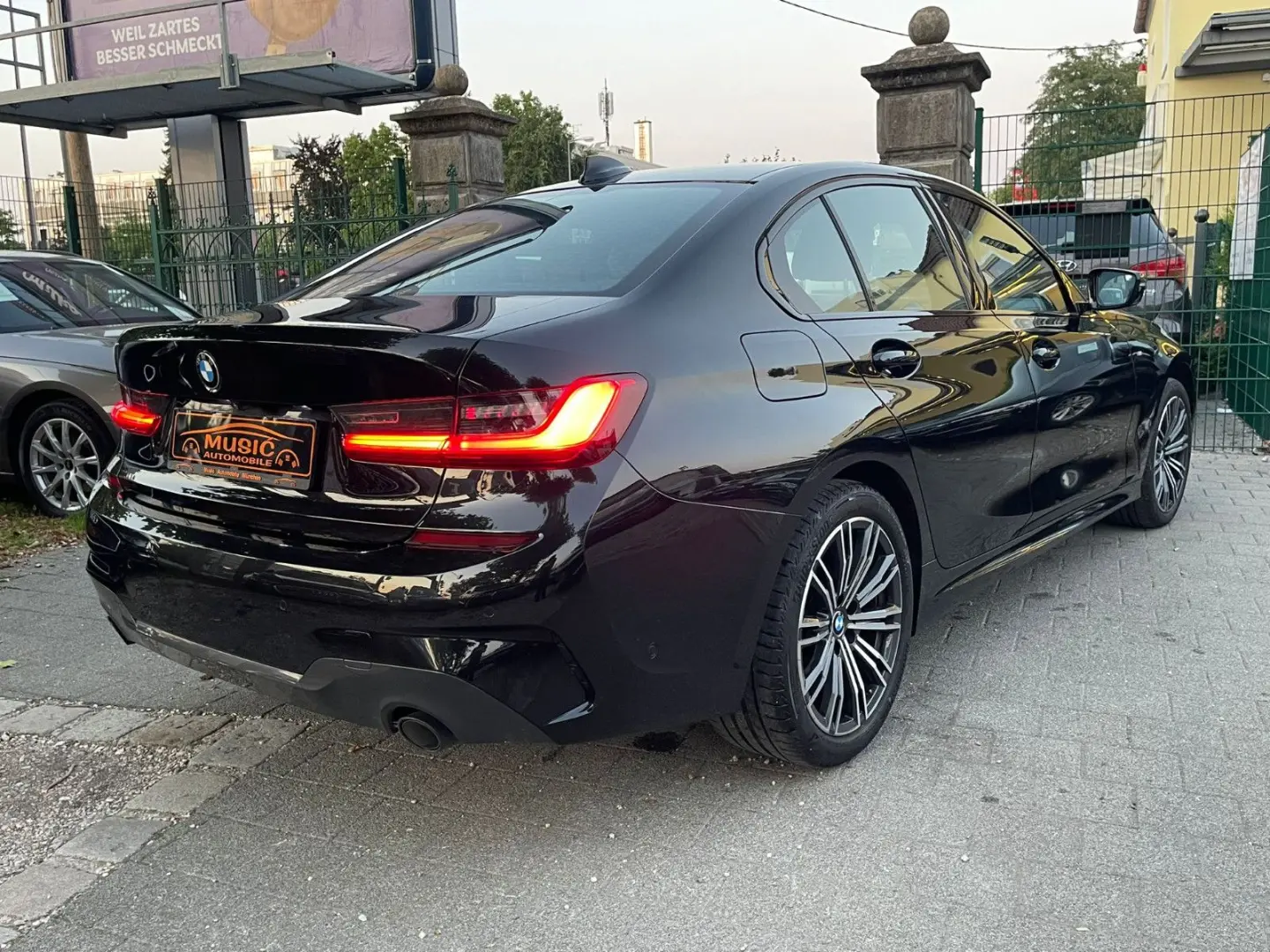318 Baureihe 3 Lim. 318 d M Sport