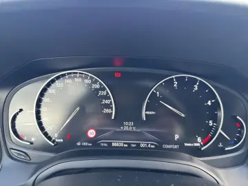 318d Limousine Navi HiFi Driving Assist