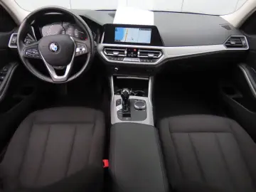 318d Autom. Head-up Klimaauto. Navigation