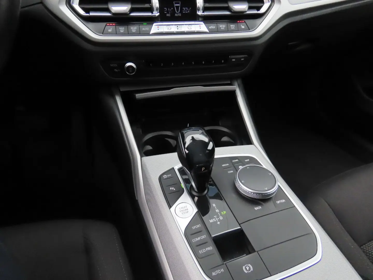 318d Autom. Head-up Klimaauto. Navigation
