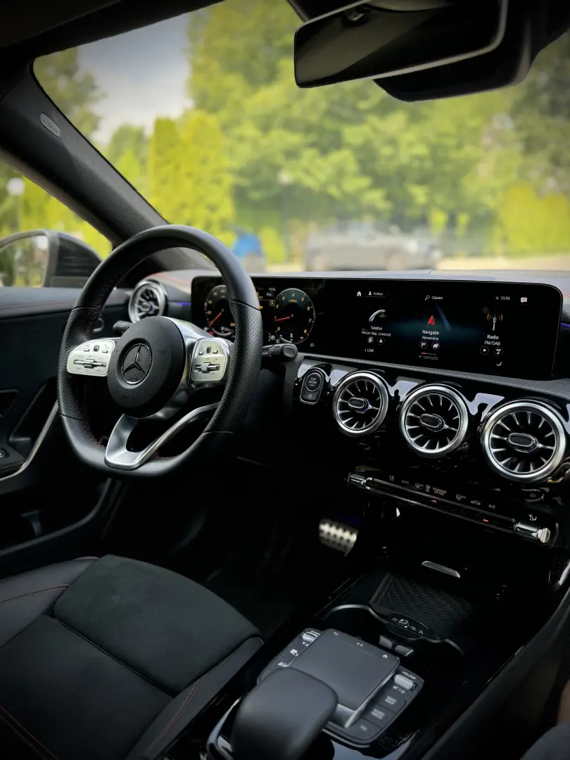 Mercedes-Benz CLA 250