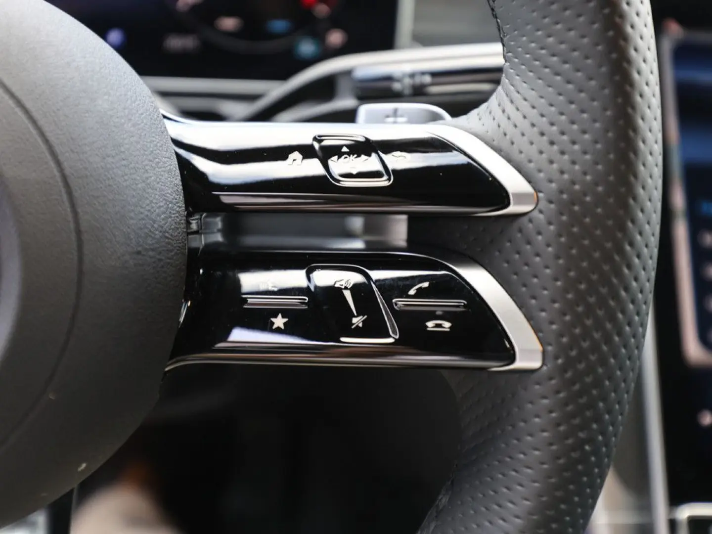 CLE 450 4M Coupé AMG Sport Distr. LED Pano HUD N