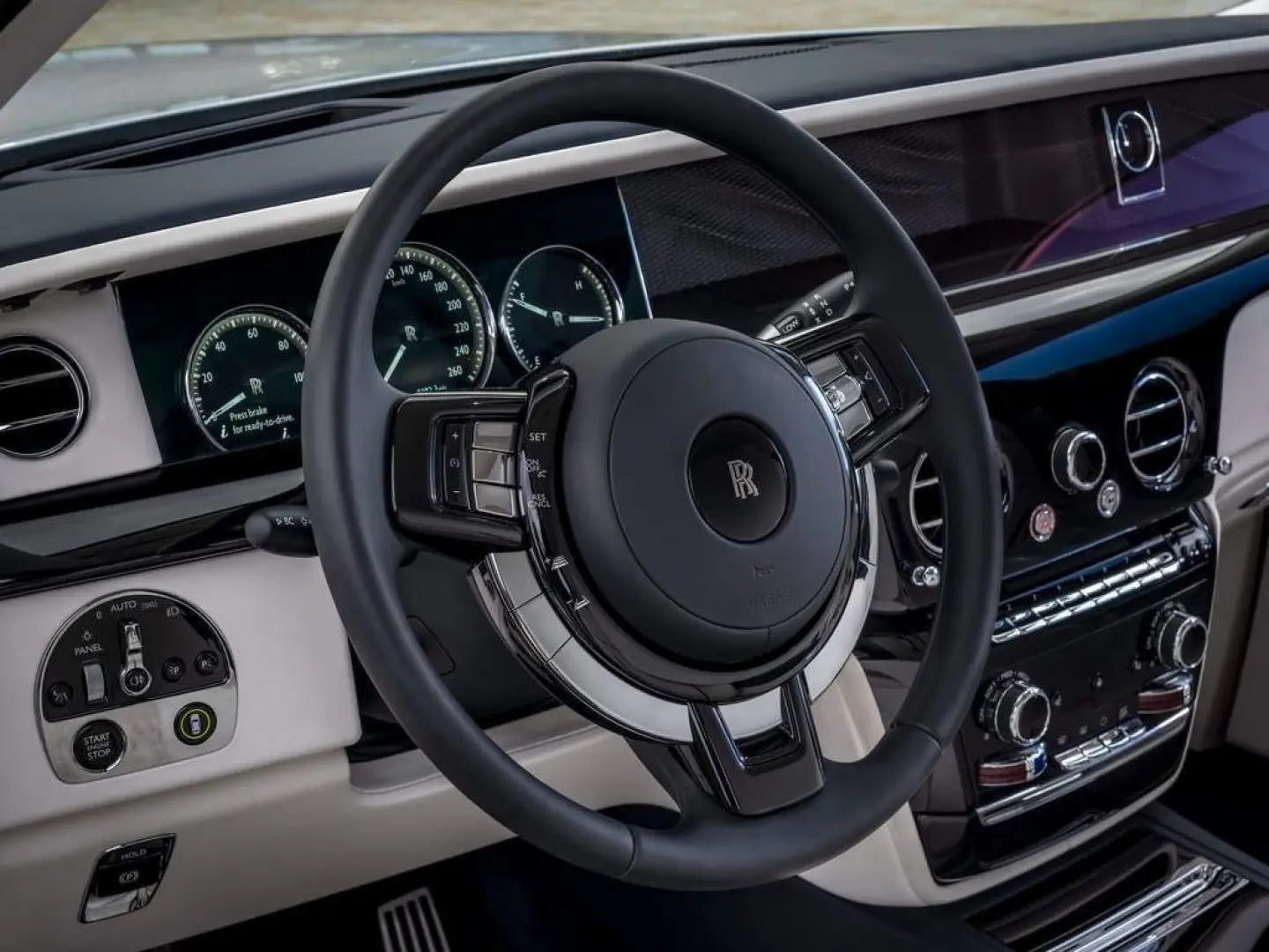 Rolls-Royce  Phantom EWB Long Wheel  Extended *Two-tone*