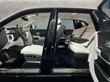 Rolls-Royce Phantom SWB Extended Two-Tone FULL