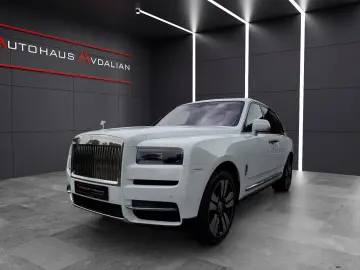 Rolls-Royce Cullinan BESPOKE-AUDIO STARLIGHT NIGHT-VISION TV