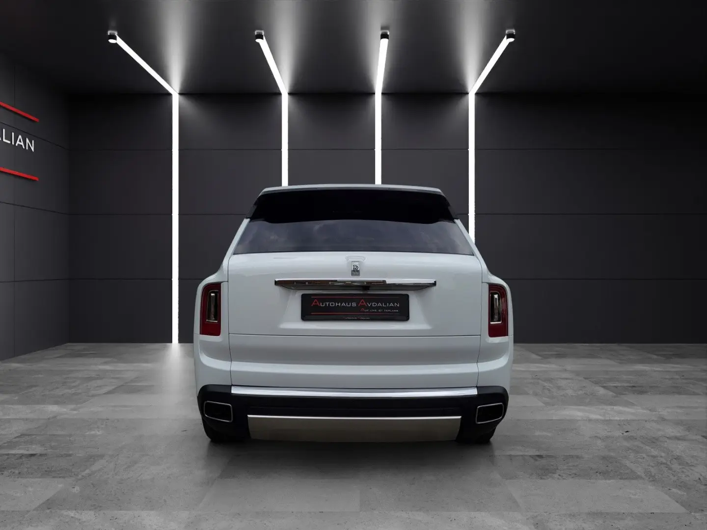 Rolls-Royce Cullinan BESPOKE-AUDIO|STARLIGHT|NIGHT-VISION|TV