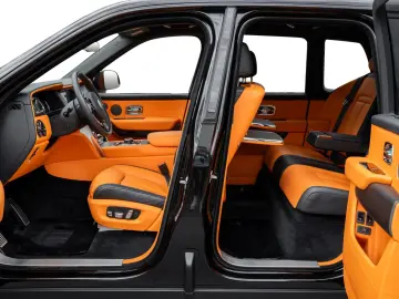 Rolls-Royce  Cullinan
