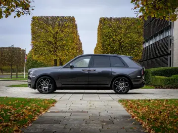 Rolls-Royce Black Badge Cullinan *PROVENANCE*