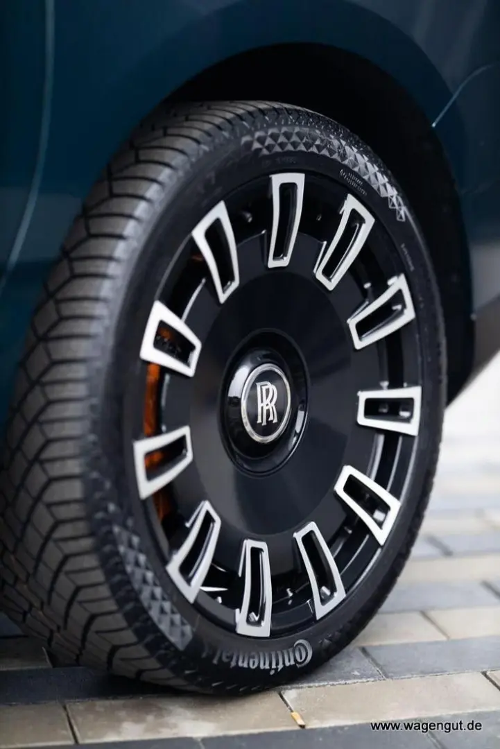 Rolls-Royce  Cullinan Black Badge Prod: