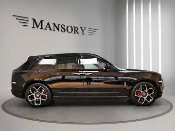 Rolls-Royce Cullinan Black Badge / PANO / MASSAGE / AUDIO