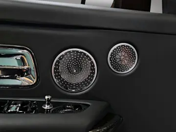 Rolls-Royce Cullinan Black Badge / PANO / MASSAGE / AUDIO