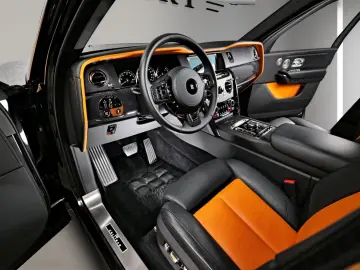 Rolls-Royce Cullinan Black Badge / PANO / MASSAGE / AUDIO
