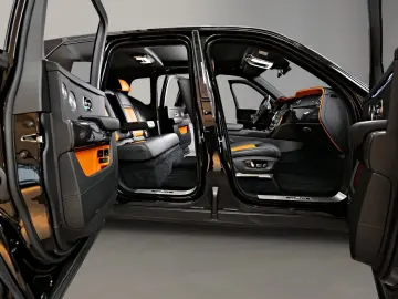 Rolls-Royce Cullinan Black Badge / PANO / MASSAGE / AUDIO