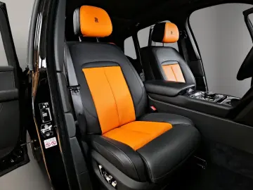 Rolls-Royce Cullinan Black Badge / PANO / MASSAGE / AUDIO