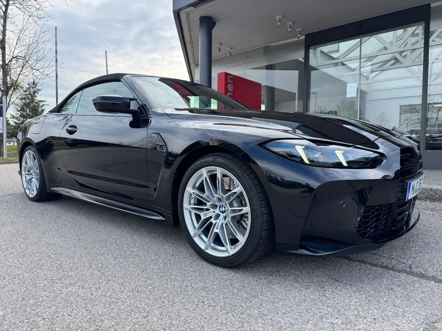 BMW M4 Competion Cabrio 530hp/Black-Red-Carbon/Full!