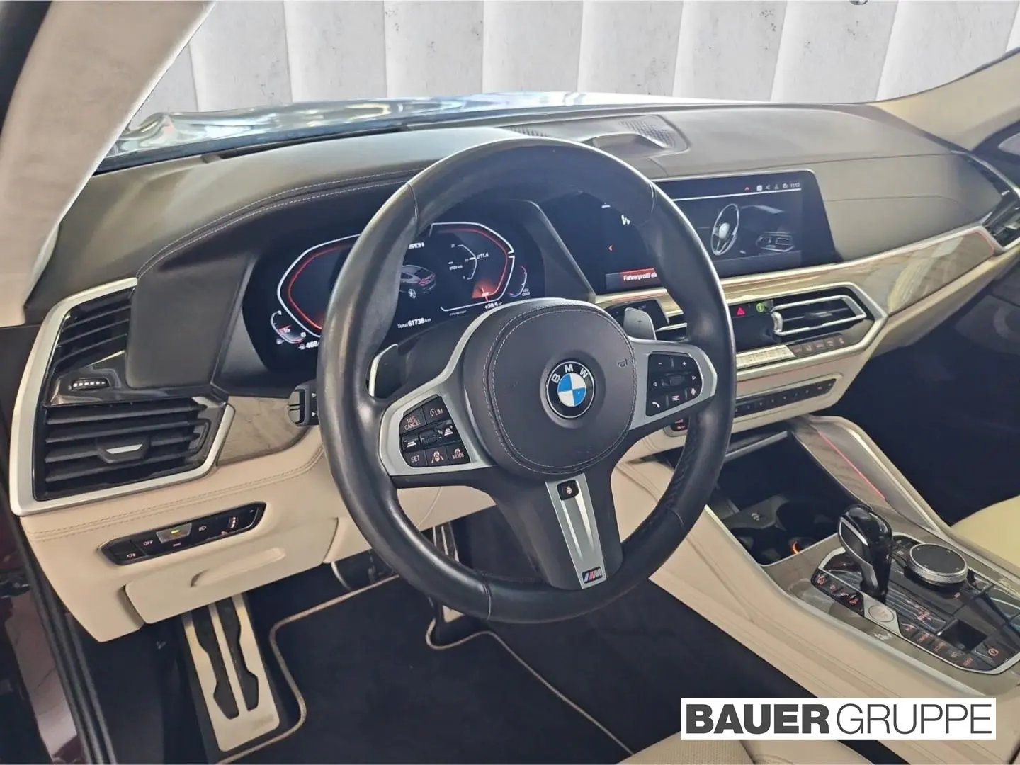 BMW X6 M50 i B&W Laser Pano