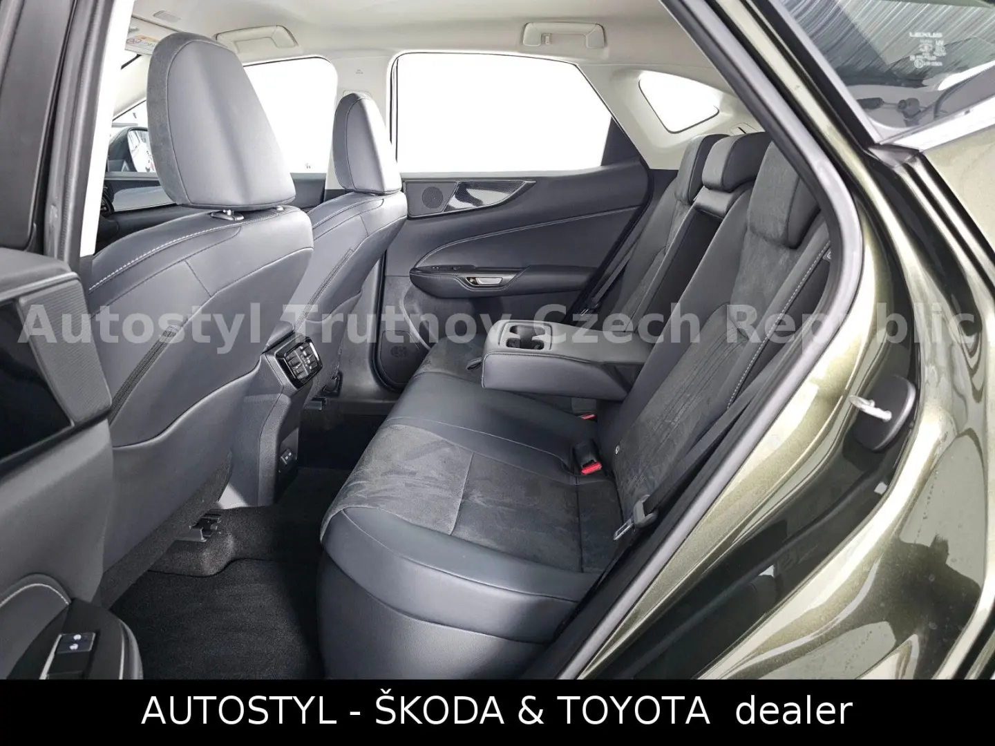 Lexus NX 350h 2.5 HEV 244ps AWD COMFORT TOP