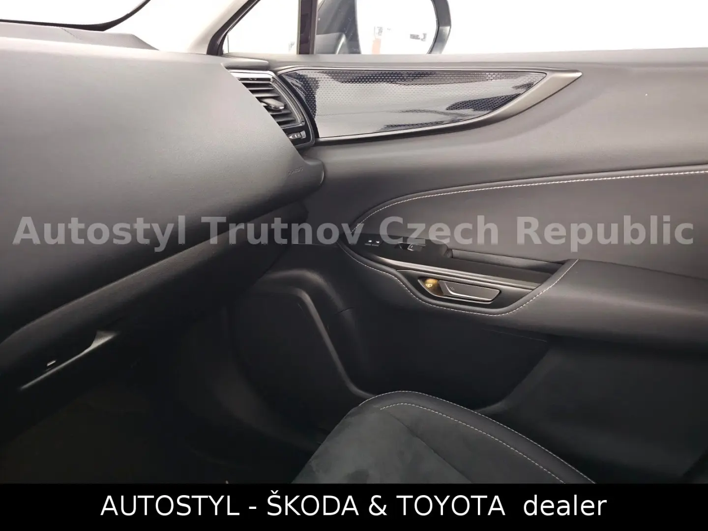 Lexus NX 350h 2.5 HEV 244ps AWD COMFORT TOP