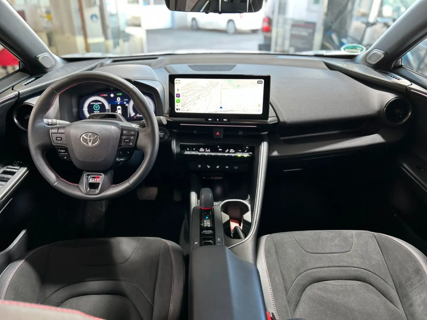 Toyota C-HR Hybrid AWD GR Sport Premiere