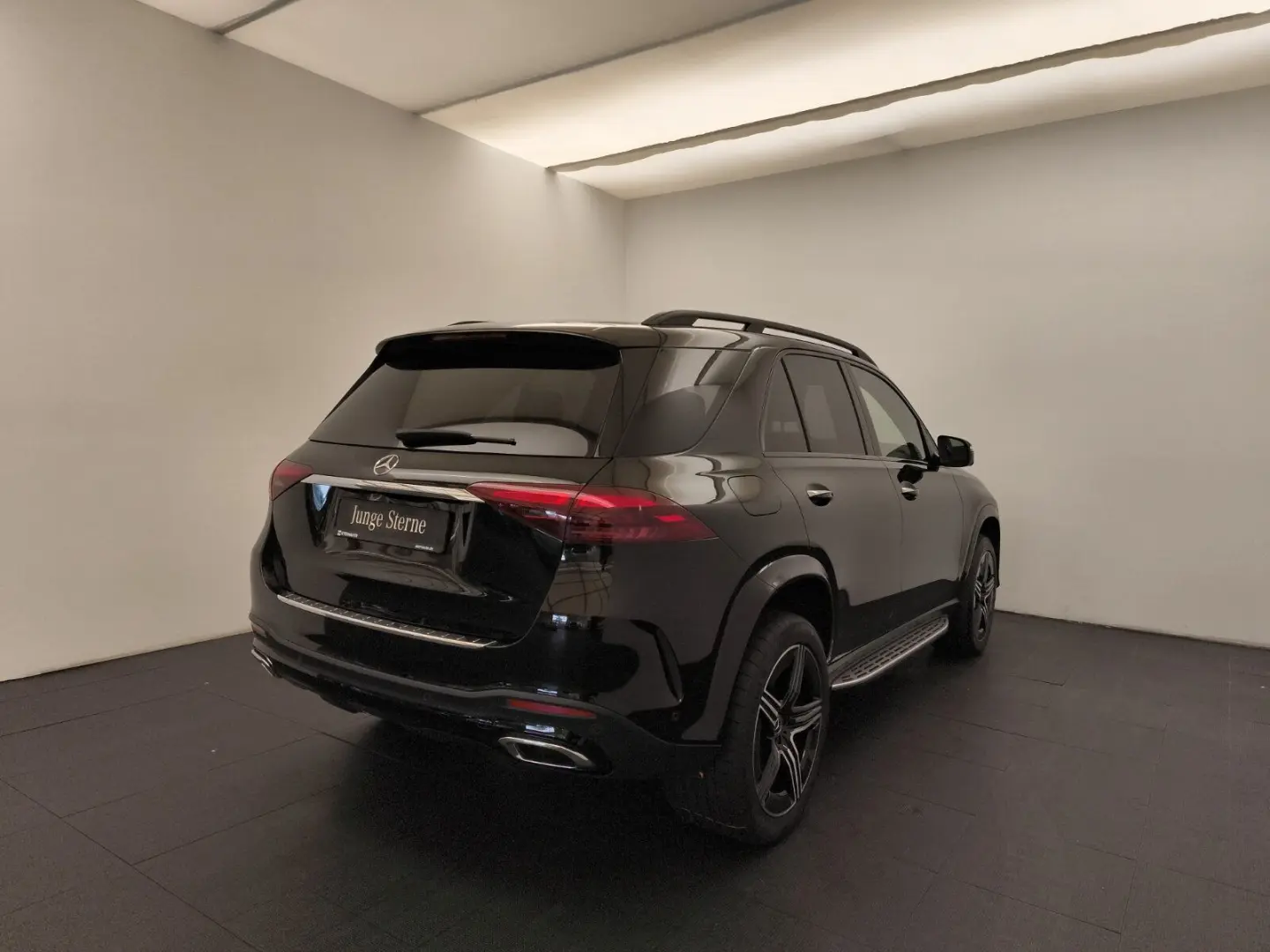 GLE 450 d 4M AMG E-Aktive AHK Akustik Airmatic N