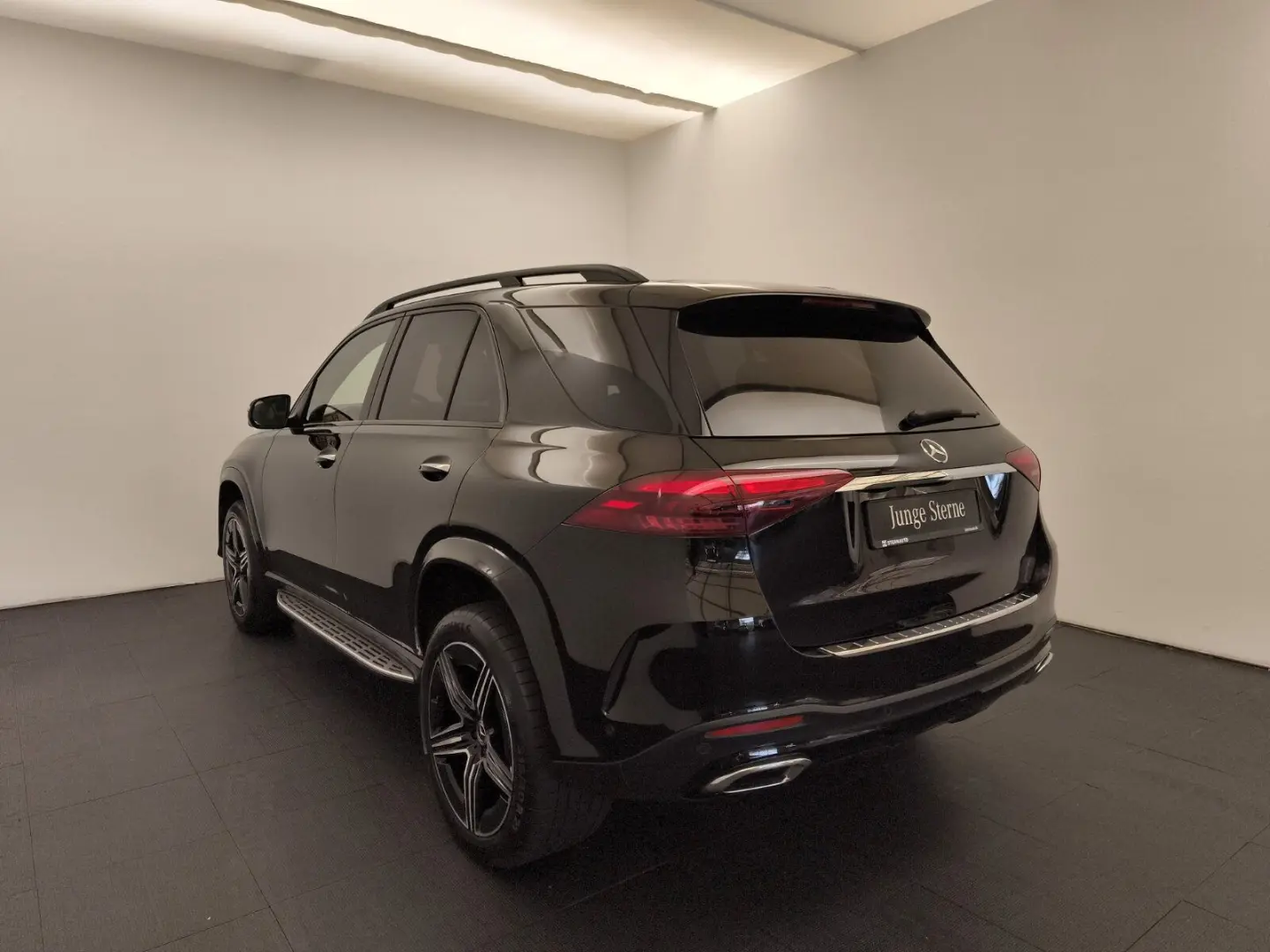 GLE 450 d 4M AMG E-Aktive AHK Akustik Airmatic N