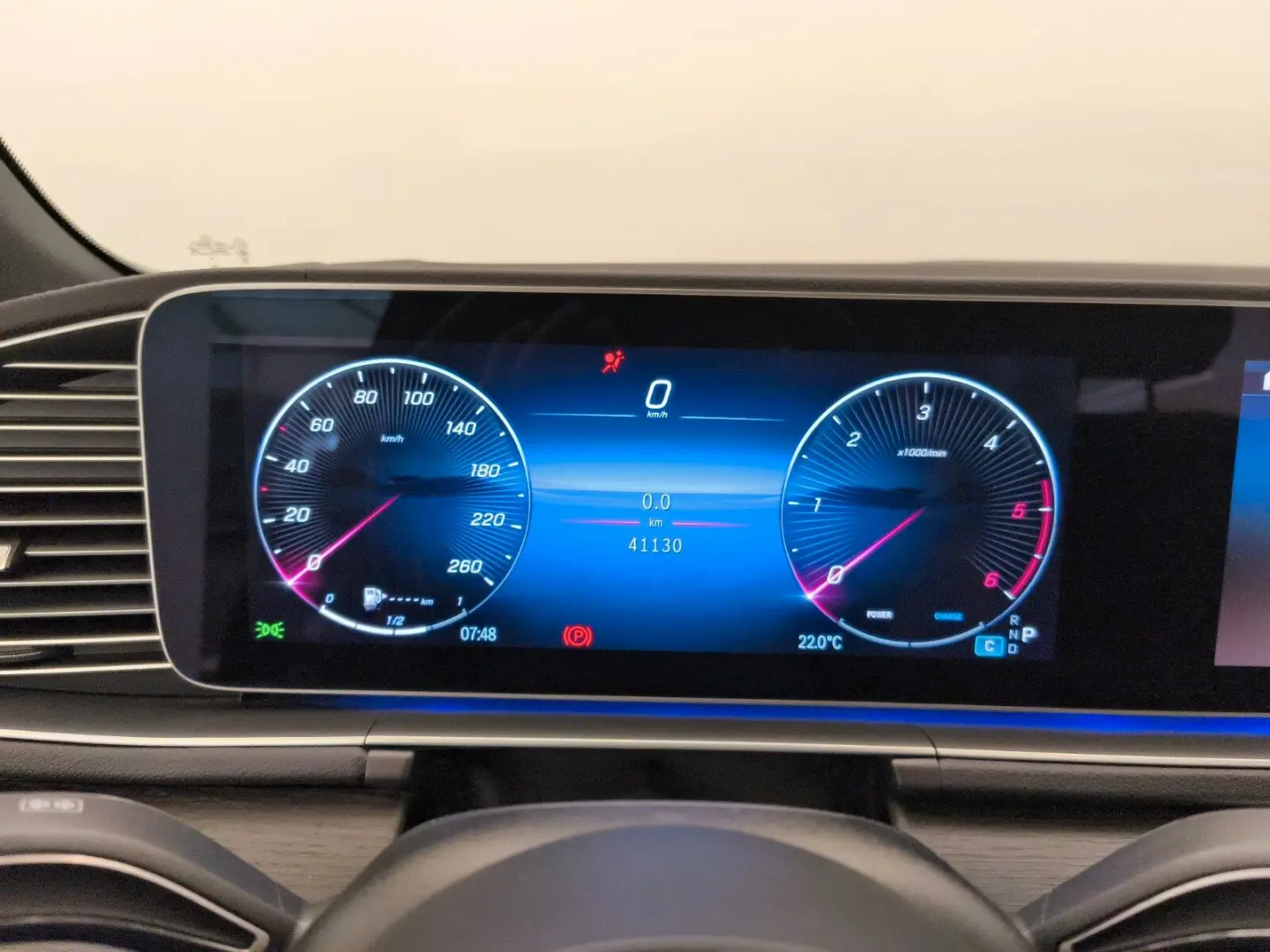 GLE 450 d 4M AMG E-Aktive AHK Akustik Airmatic N