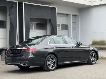Mercedes-Benz E 300 e 4-Matic AMG Burmester Distronic 360°